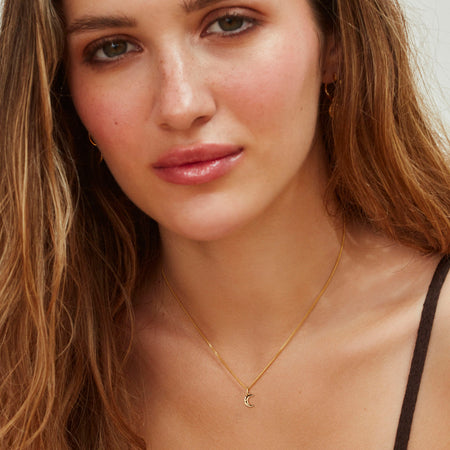 Tiny Moon Necklace Gold